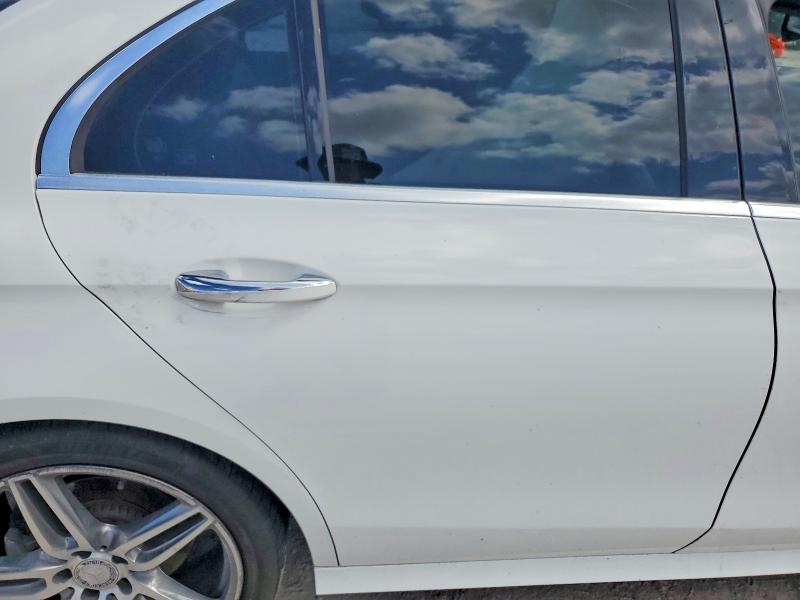 Photo 10 from auction – 2017 MERCEDES-BENZ E with VIN WDDZF4JB4HA072585
