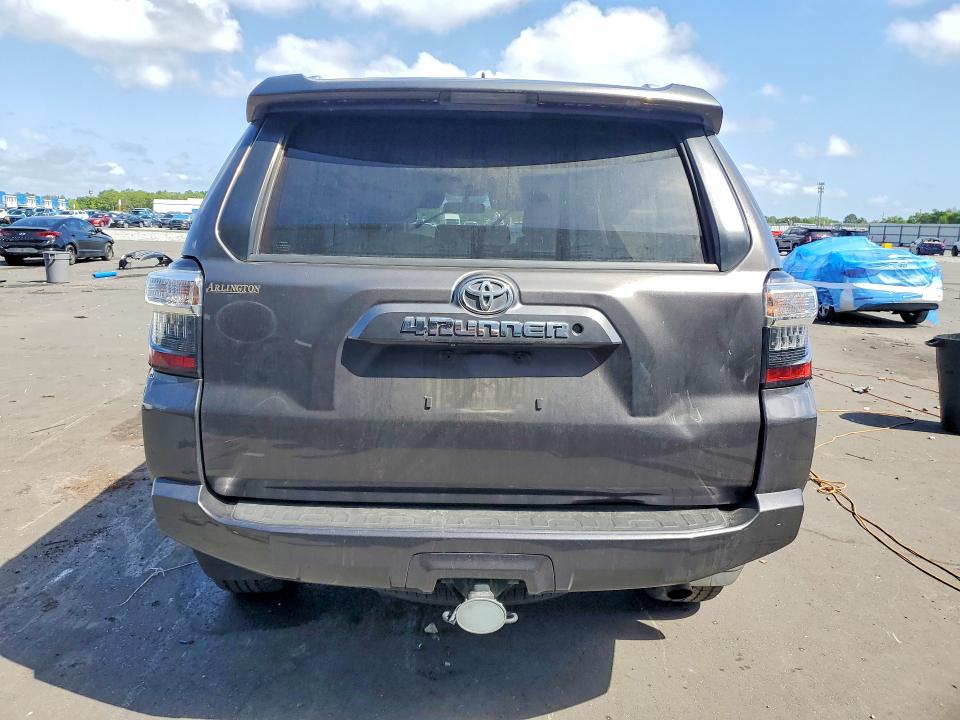 Photo 6 from auction – 2017 TOYOTA 4RUNNER with VIN JTEZU5JR5H5160505