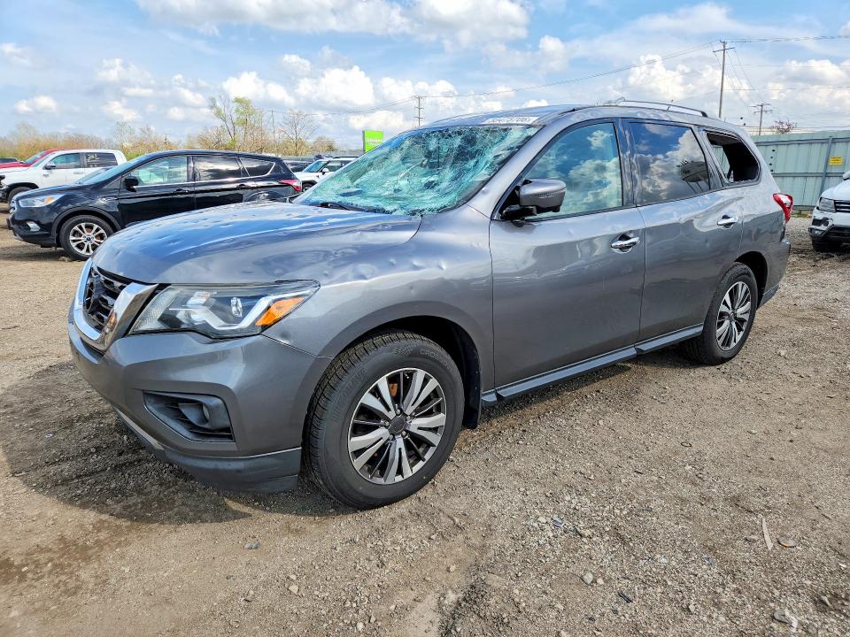 NISSAN PATHFINDER 2017 with VIN 5N1DR2MM7HC649400 - Photo from auction