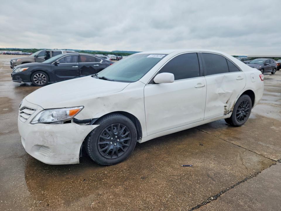 TOYOTA CAMRY 2011 with VIN 4T1BF3EK6BU643592 - Photo from auction