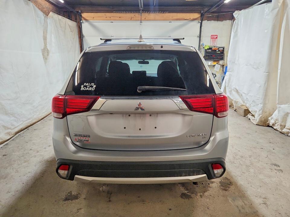 Photo 6 from auction – 2017 MITSUBISHI OUTLANDER with VIN JA4AZ3A38HZ021538