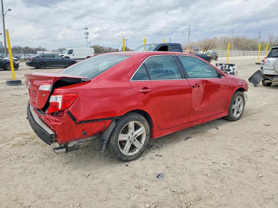 Photo 3 from auction – 2014 TOYOTA CAMRY with VIN 4T1BF1FK5EU830538