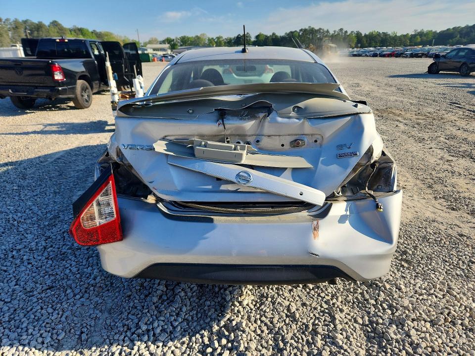 Photo 6 from auction – 2017 NISSAN VERSA with VIN 3N1CN7AP0HL867533