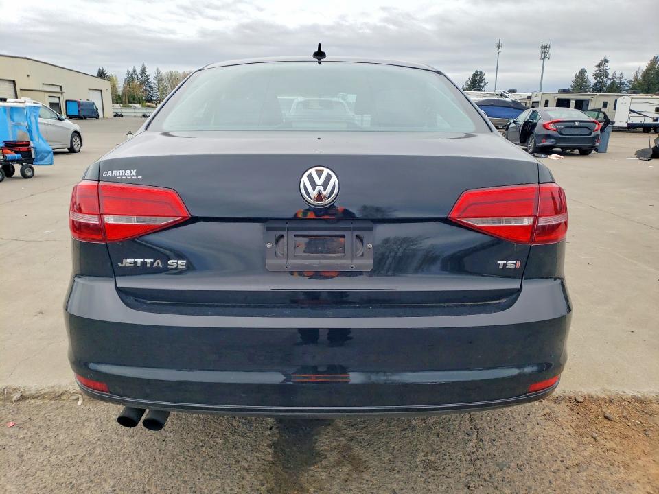Photo 6 from auction – 2015 VOLKSWAGEN JETTA with VIN 3VWD17AJ5FM316852