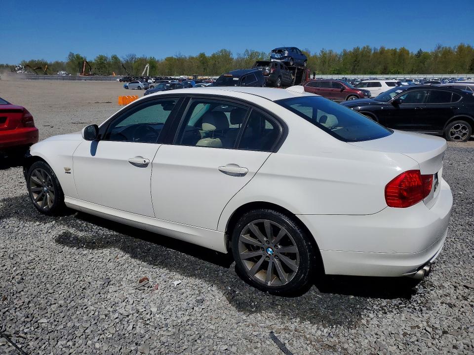 Photo 2 from auction – 2011 BMW 328 with VIN WBAPK7C56BA973466