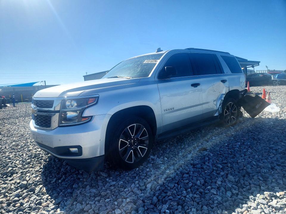 CHEVROLET TAHOE 2016 z numerem VIN 1GNSCBKC1GR323697 - Zdjęcie z aukcji