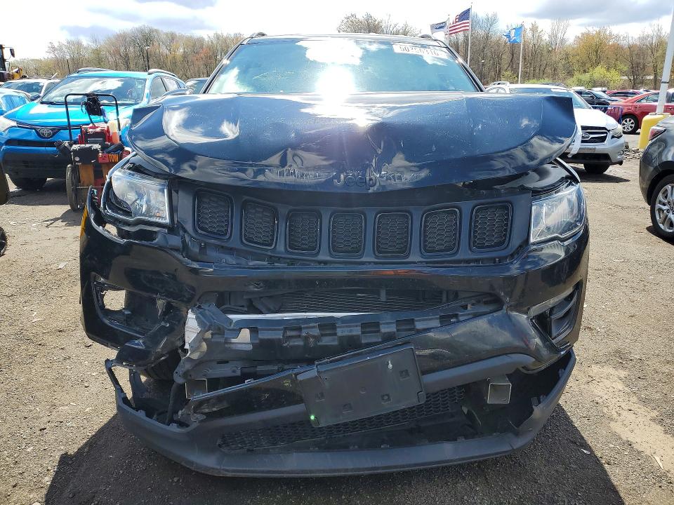 Photo 5 from auction – 2021 JEEP COMPASS with VIN 3C4NJDBB9MT509439
