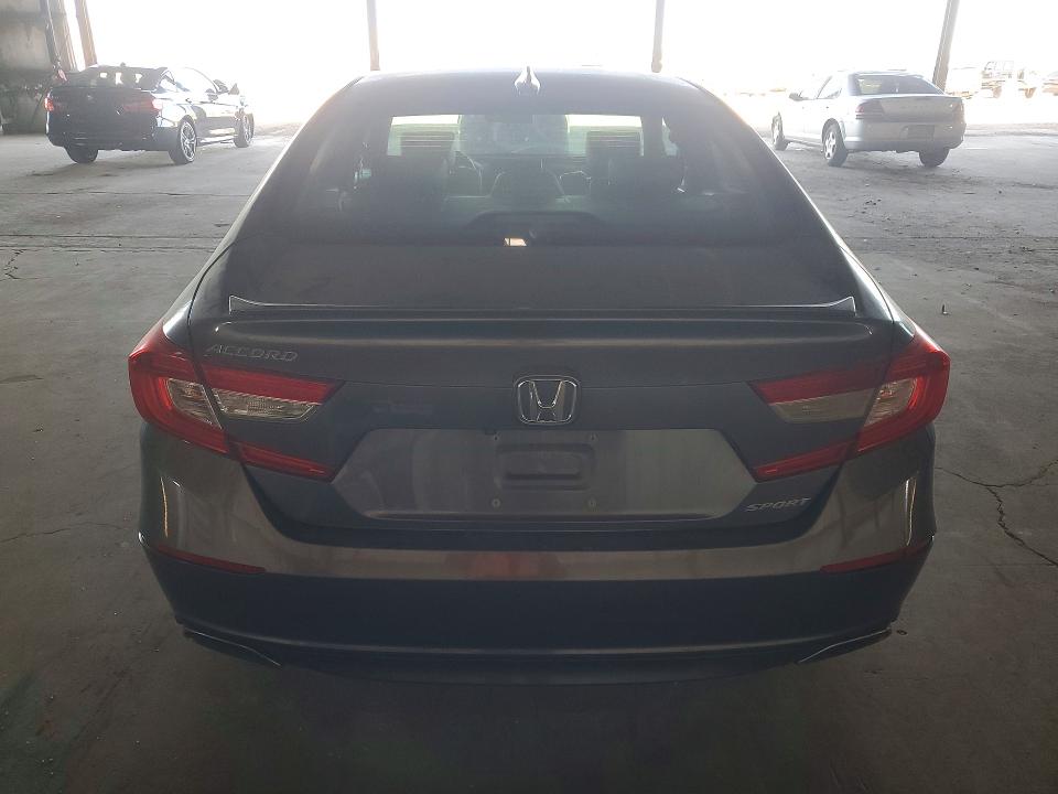 Photo 6 from auction – 2018 HONDA ACCORD with VIN 1HGCV1F35JA061394