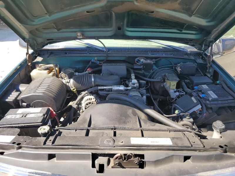 Photo 11 from auction – 1998 CHEVROLET GMT-400 with VIN 1GCEC19W3WE237930