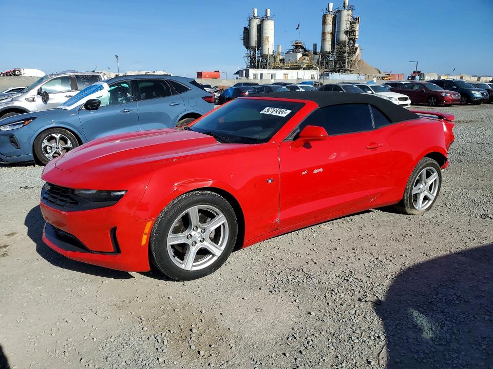 CHEVROLET CAMARO 2020 with VIN 1G1FB3DX7L0134191 - Photo from auction