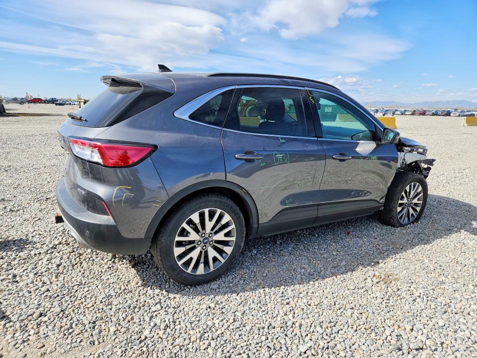 Photo 3 from auction – 2021 FORD ESCAPE with VIN 1FMCU9J98MUB35966