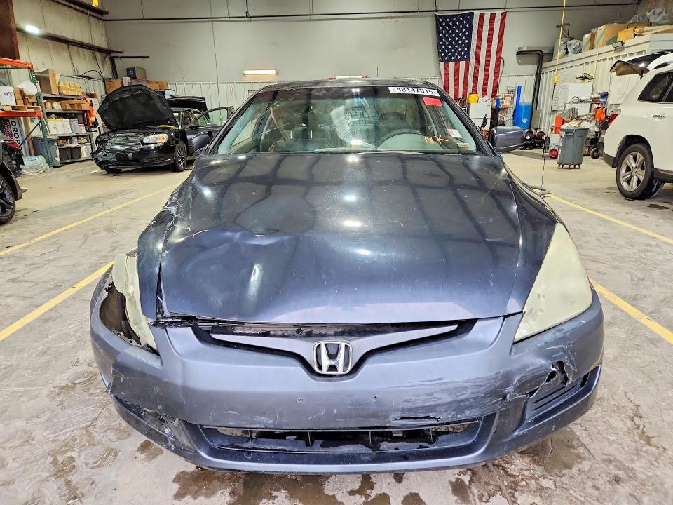 Photo 5 from auction – 2004 HONDA ACCORD with VIN 1HGCM82654A016858