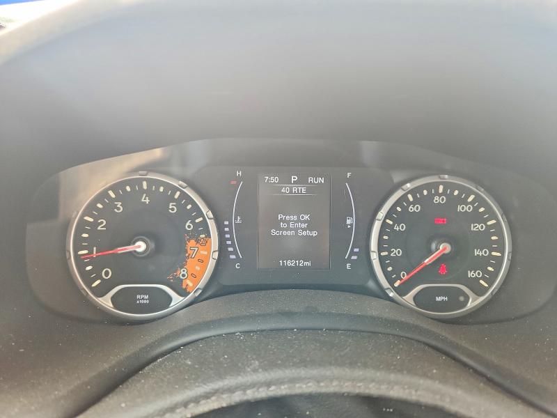 Photo 9 from auction – 2018 JEEP RENEGADE with VIN ZACCJABB0JPJ24518