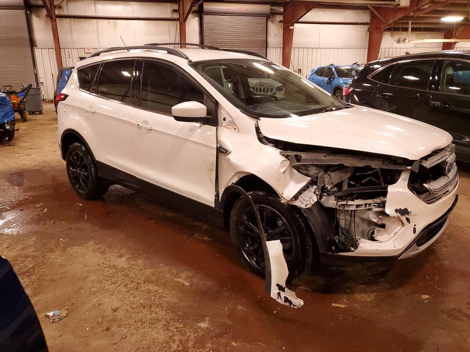 Photo 4 from auction – 2019 FORD ESCAPE with VIN 1FMCU0HD1KUB63210