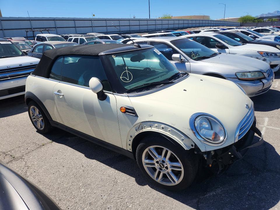 Photo 4 from auction – 2011 MINI COOPER with VIN WMWZN3C50BT265131
