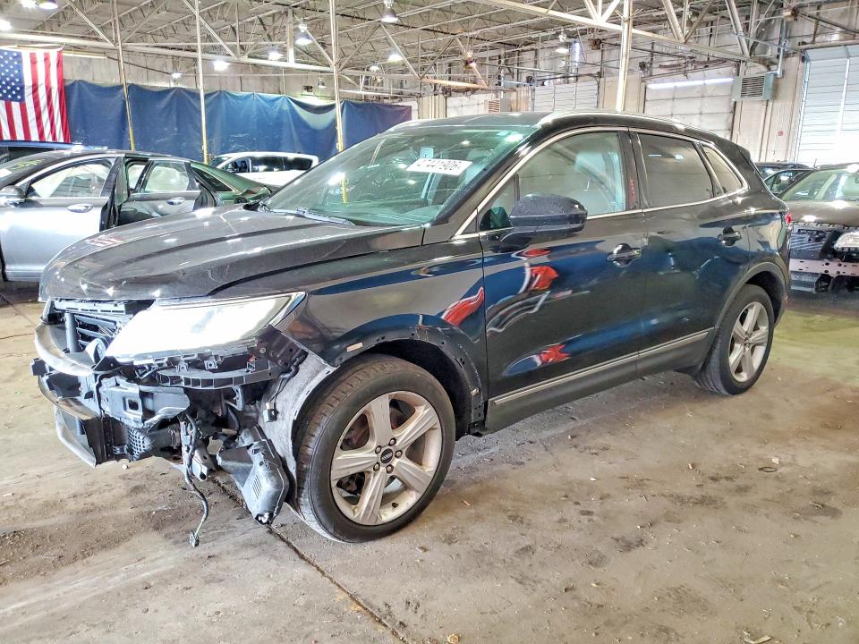 LINCOLN MKC 2017 with VIN 5LMCJ1D98HUL07731 - Photo from auction
