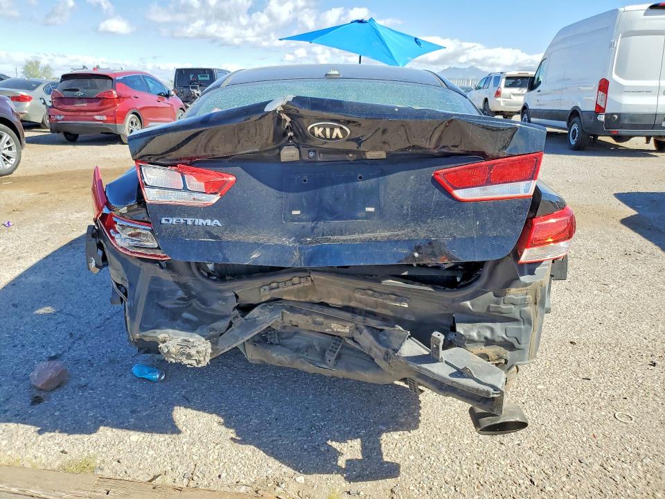 Photo 6 from auction – 2016 KIA OPTIMA with VIN 5XXGT4L39GG081821