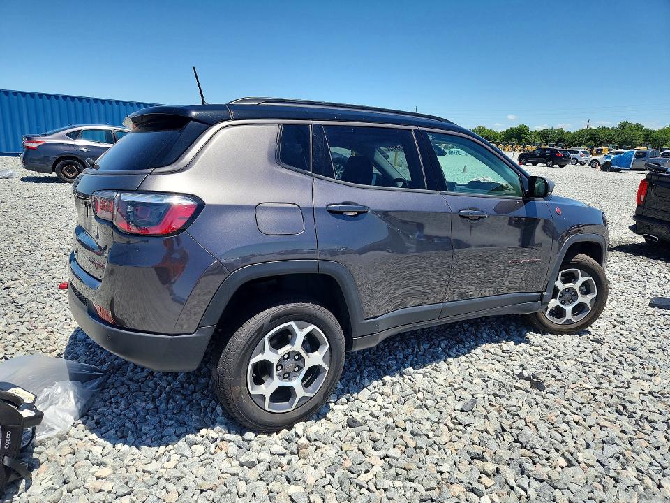 Photo 3 from auction – 2022 JEEP COMPASS with VIN 3C4NJDDB0NT159584