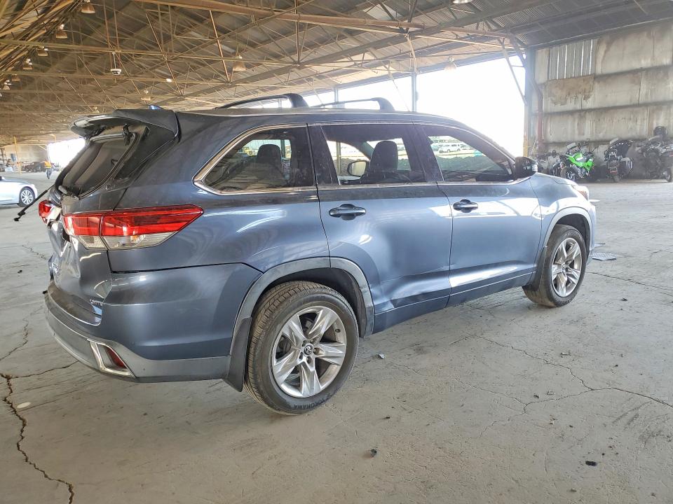 Foto 3 de la subasta – 2018 TOYOTA HIGHLANDER con VIN 5TDYZRFH3JS275466
