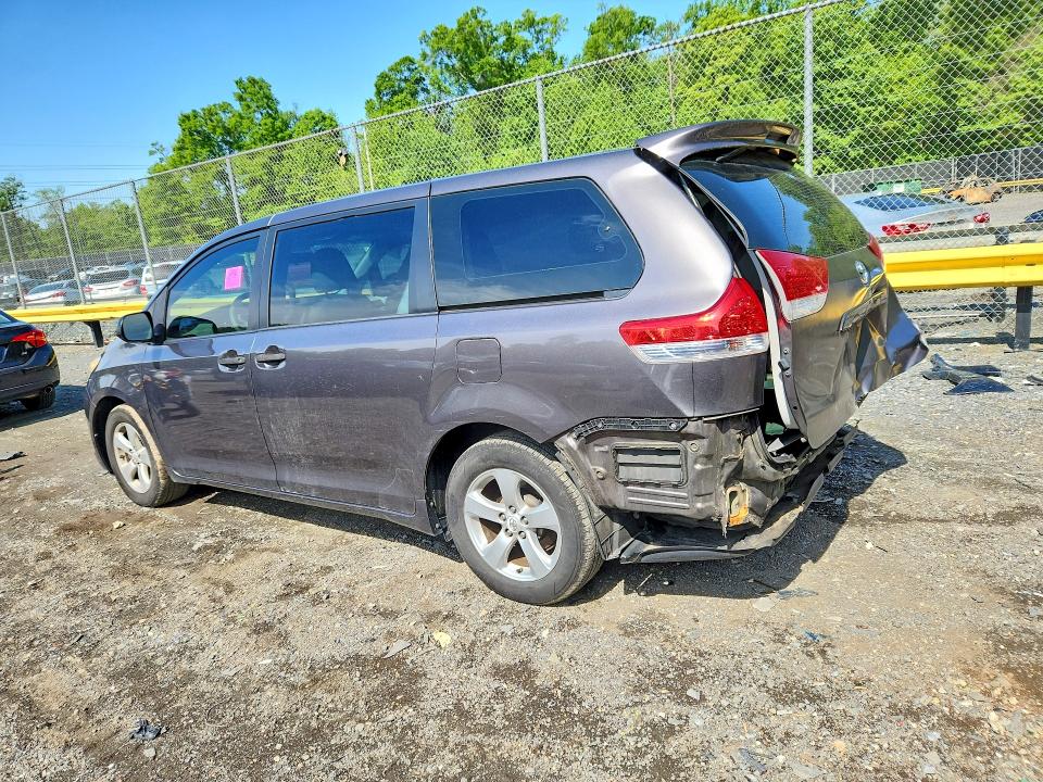 صورة رقم 2 من المزاد - 2012 TOYOTA SIENNA مع VIN 5TDZK3DC3CS230236