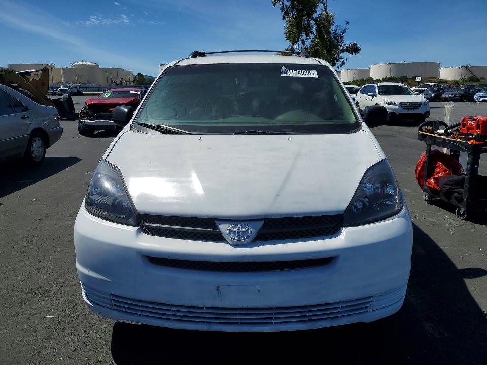 Photo 5 from auction – 2005 TOYOTA SIENNA with VIN 5TDZA23C45S254028