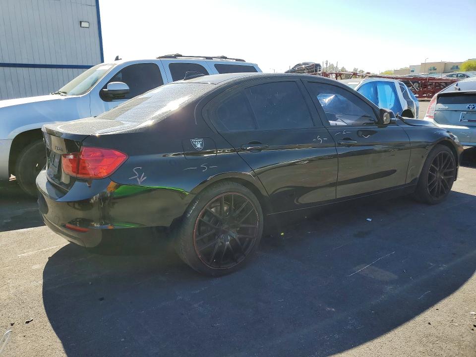 Photo 3 from auction – 2015 BMW 320 with VIN WBA3C3G55FNT53625