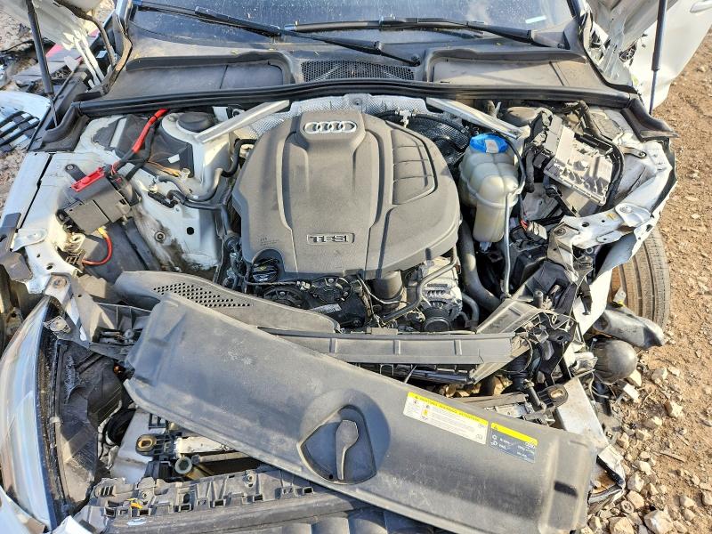 Photo 11 from auction – 2017 AUDI A4 with VIN WAUANAF4XHN023884