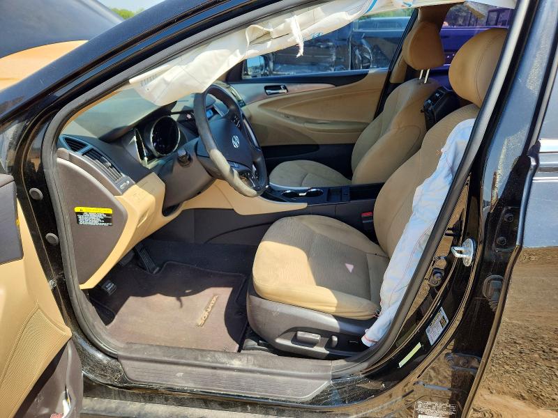 Photo 7 from auction – 2011 HYUNDAI SONATA with VIN KMHEC4A48BA011035