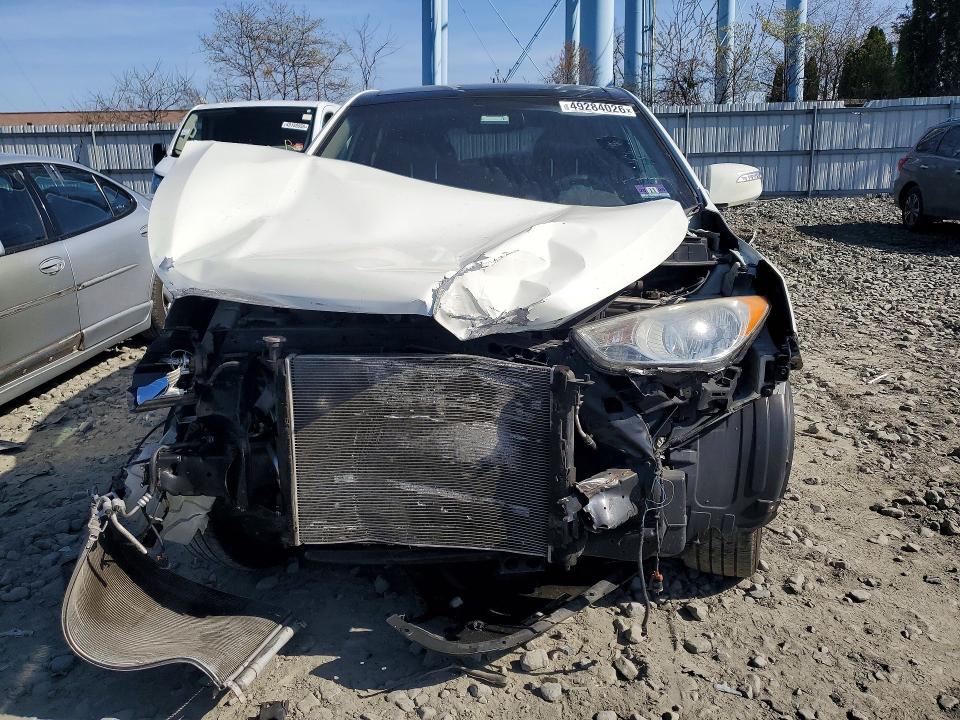 Photo 5 from auction – 2012 HYUNDAI TUCSON with VIN KM8JU3AC9CU362601