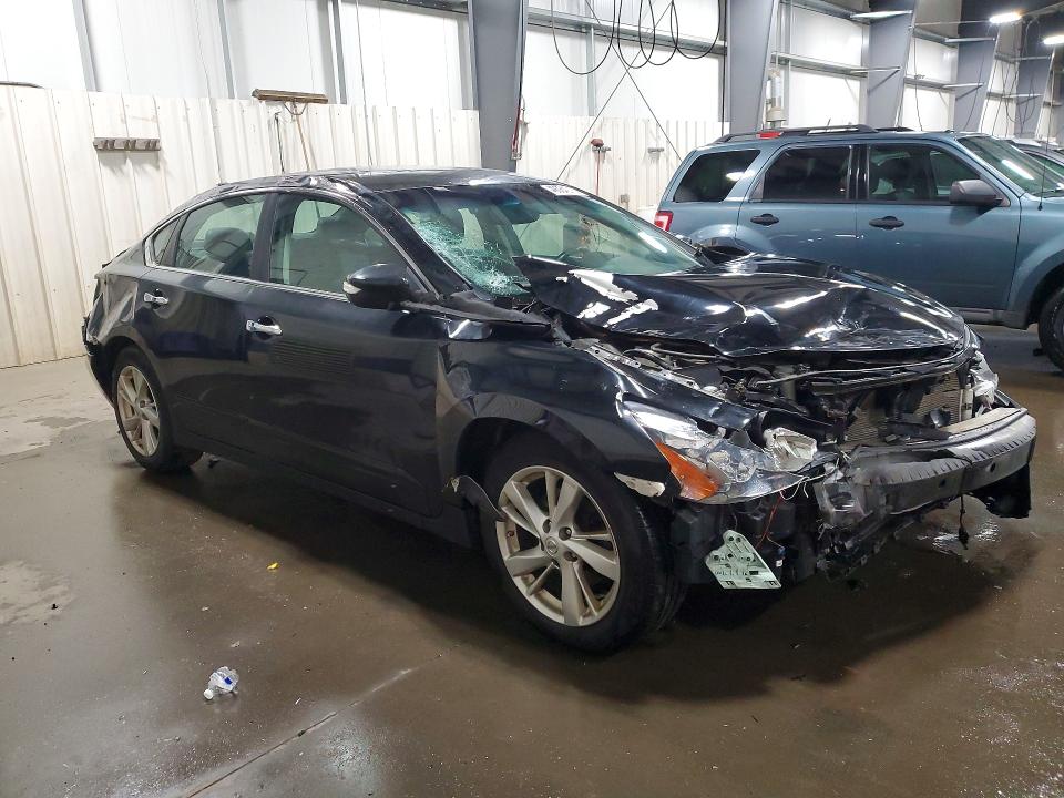Photo 4 from auction – 2014 NISSAN ALTIMA with VIN 1N4AL3AP2EC147215