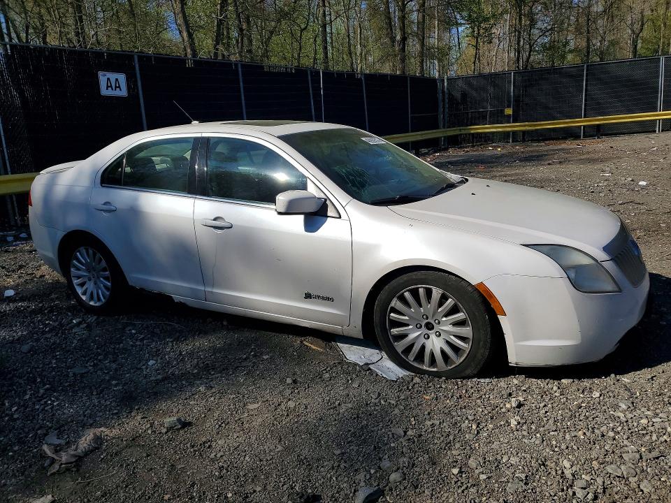 Photo 4 from auction – 2010 MERCURY MILAN with VIN 3MEDM0L39AR609891