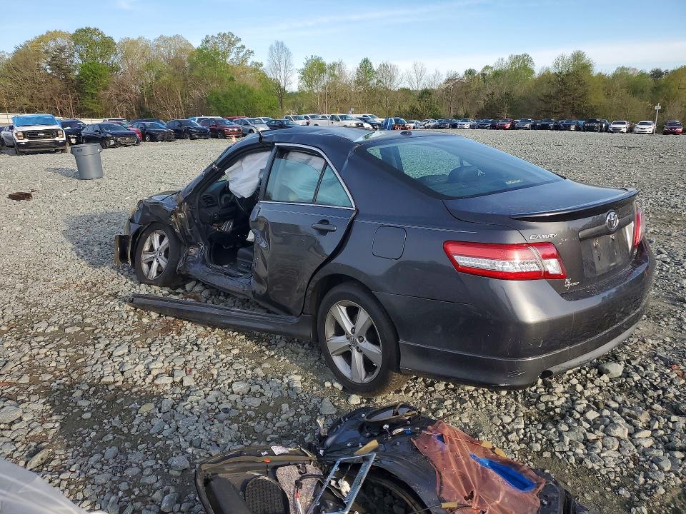 Photo 2 from auction – 2011 TOYOTA CAMRY with VIN 4T1BF3EK9BU215497