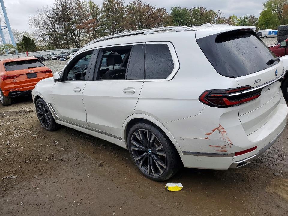 Photo 2 from auction – 2023 BMW X7 with VIN 5UX23EM06P9R58099