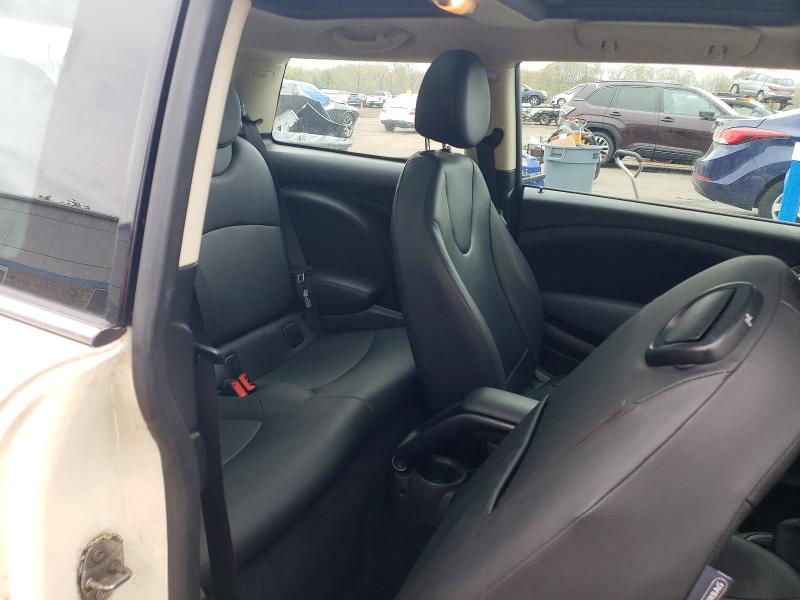 Photo 10 from auction – 2011 MINI COOPER with VIN WMWSU3C50BT096555