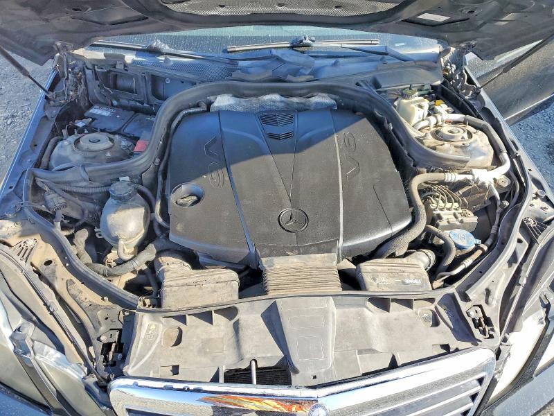 Photo 11 from auction – 2011 MERCEDES-BENZ E-CLASS with VIN WDDHF2EB5BA432450