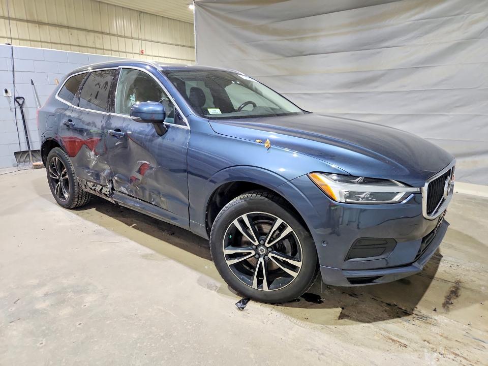 Photo 4 from auction – 2018 VOLVO XC60 with VIN YV4102RK0J1065203