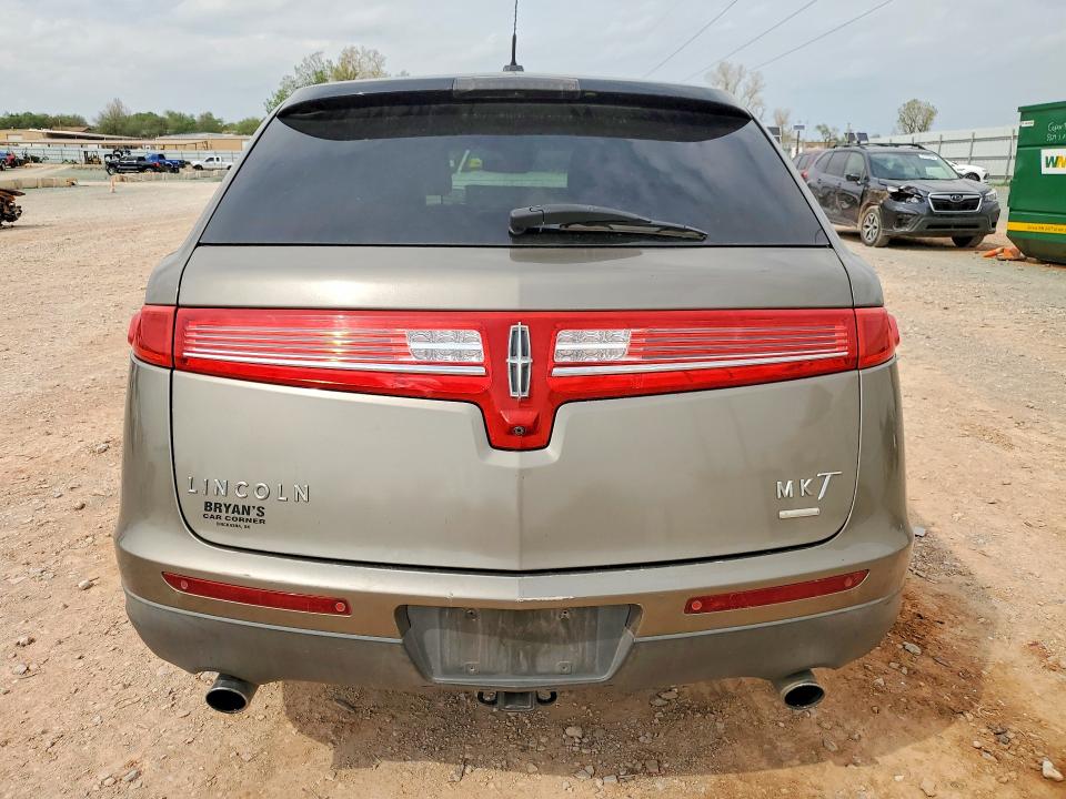 Photo 6 from auction – 2012 LINCOLN MKT with VIN 2LMHJ5AT8CBL55054