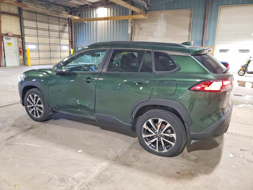 Photo 2 from auction – 2022 TOYOTA COROLLA CROSS with VIN 7MUDAABG1NV005832
