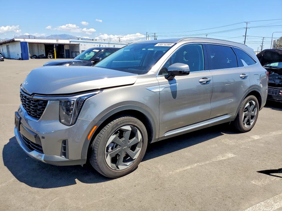 KIA SORENTO 2025 with VIN KNDRHDJG6S5334347 - Photo from auction