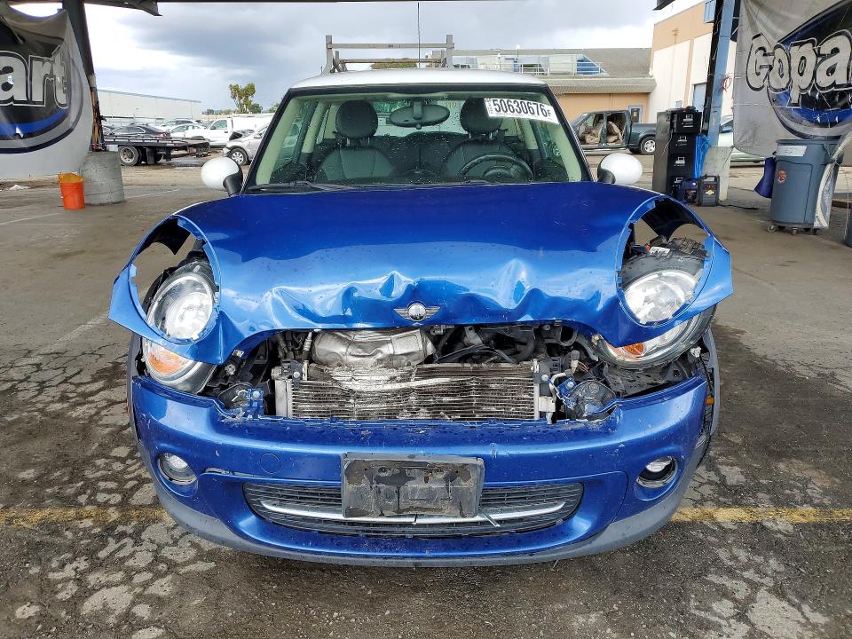 Photo 5 from auction – 2012 MINI COOPER with VIN WMWSU3C57CT255105