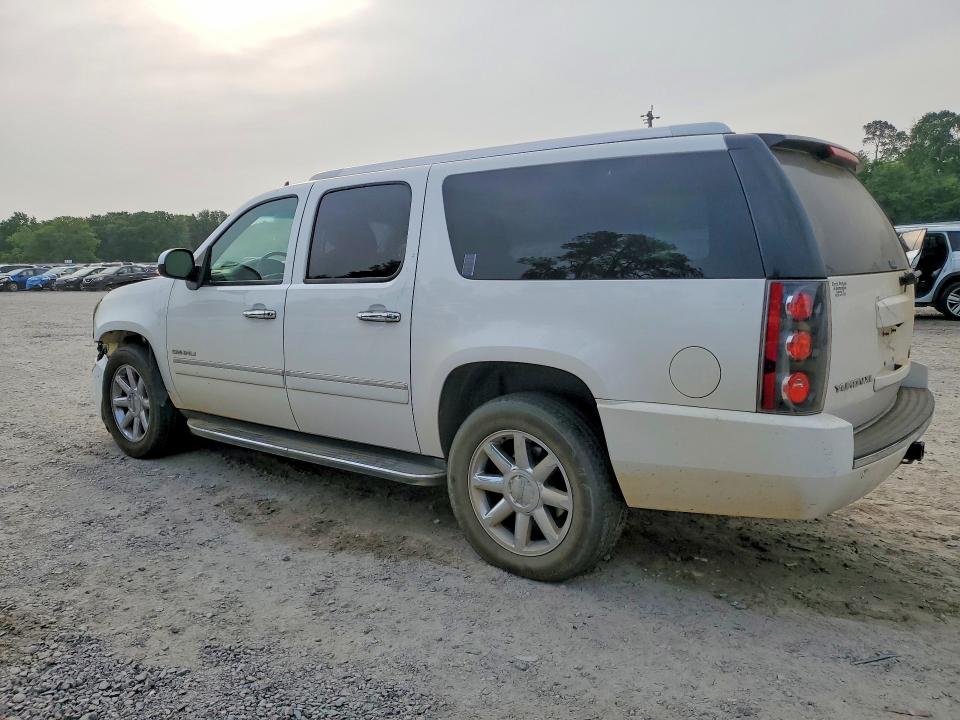 Photo 2 from auction – 2012 GMC YUKON XL with VIN 1GKS2MEF4CR255892