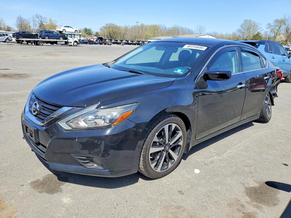 NISSAN ALTIMA 2018 with VIN 1N4AL3AP8JC135631 - Photo from auction