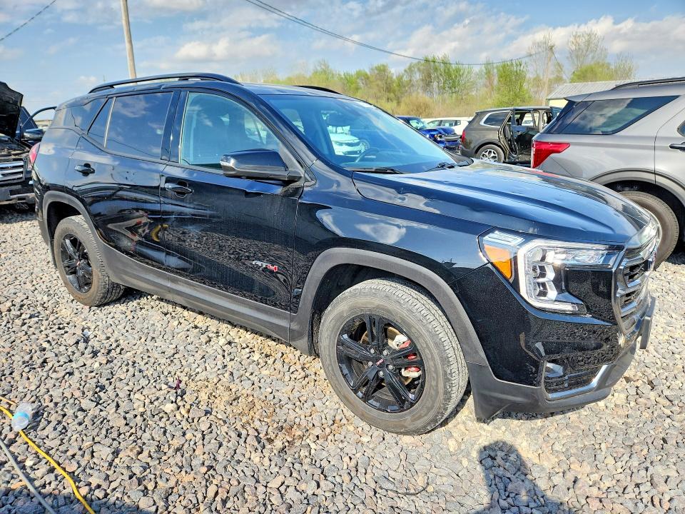 Photo 4 from auction – 2023 GMC TERRAIN with VIN 3GKALYEG5PL203970