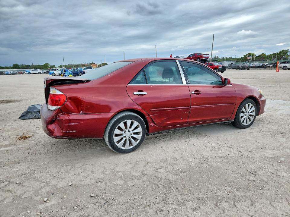 Photo 3 from auction – 2005 TOYOTA CAMRY with VIN 4T1BE32K75U092150