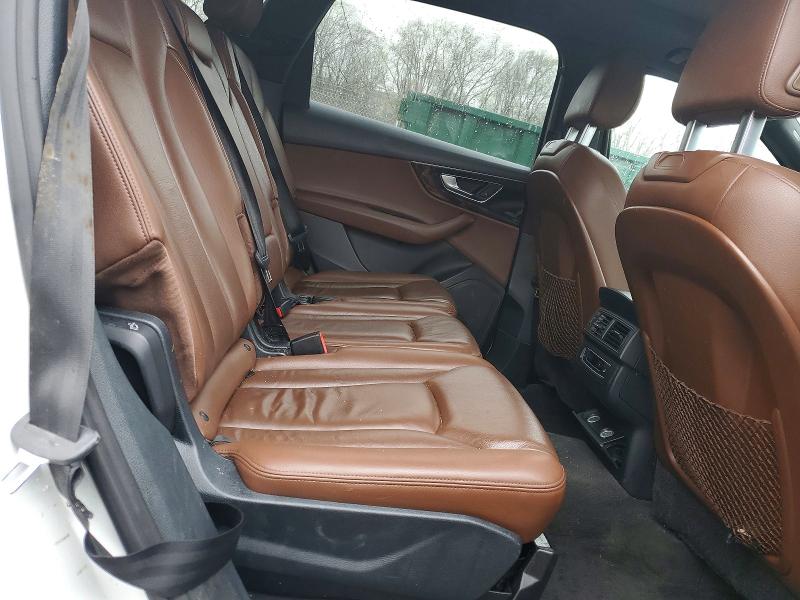 Photo 10 from auction – 2017 AUDI Q7 with VIN WA1LAAF7XHD018525