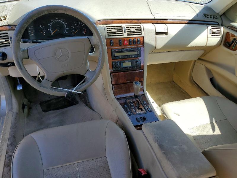 Photo 8 from auction – 1999 MERCEDES-BENZ E with VIN WDBJF82H0XX022598