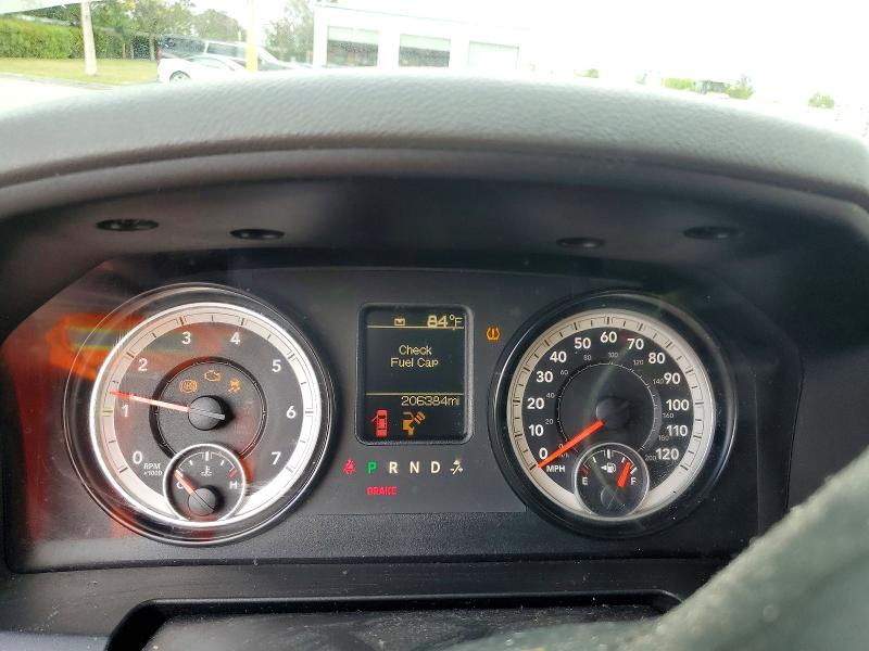 Photo 9 from auction – 2015 RAM 1500 with VIN 1C6RR6KT4FS659016
