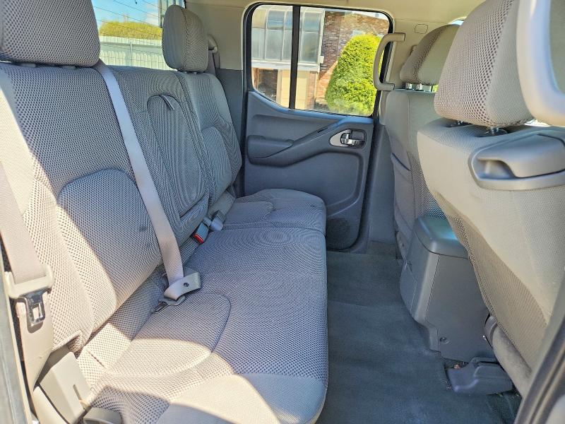 Photo 10 from auction – 2006 NISSAN FRONTIER with VIN 1N6AD07W66C439985