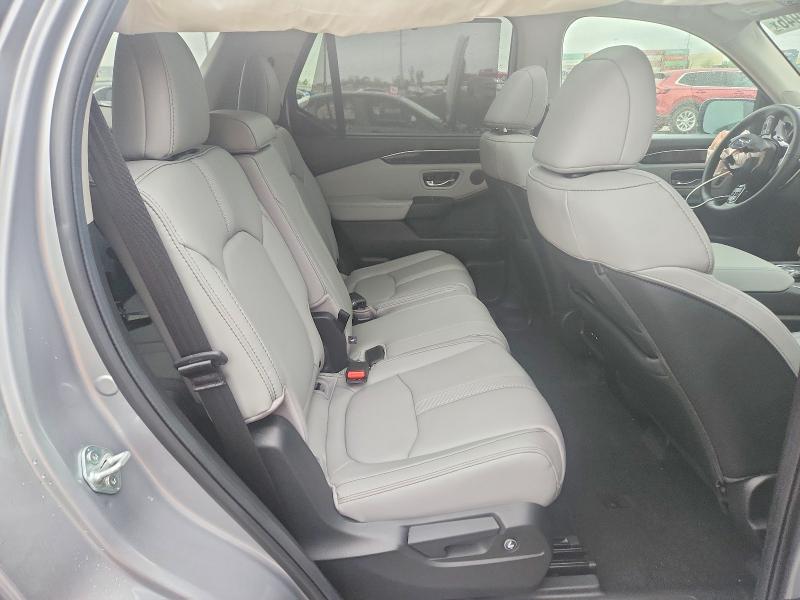 Снимка 11 от търг – 2025 HONDA PILOT с VIN 5FNYG1H70SB180977