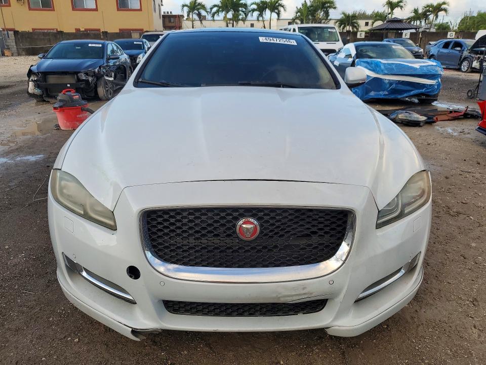 Photo 5 from auction – 2016 JAGUAR XJ with VIN SAJWA1C74G8W01849